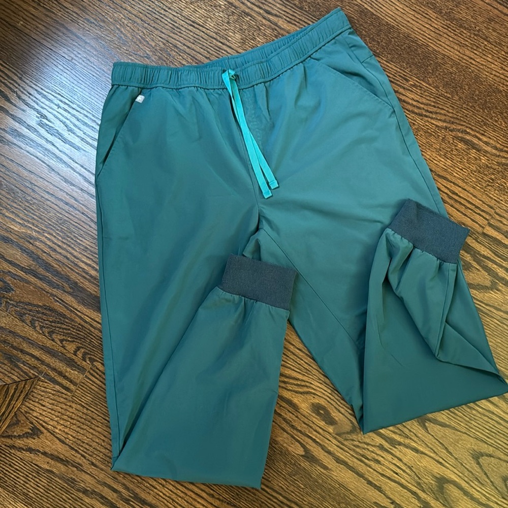 Figs Jogger Scrubs